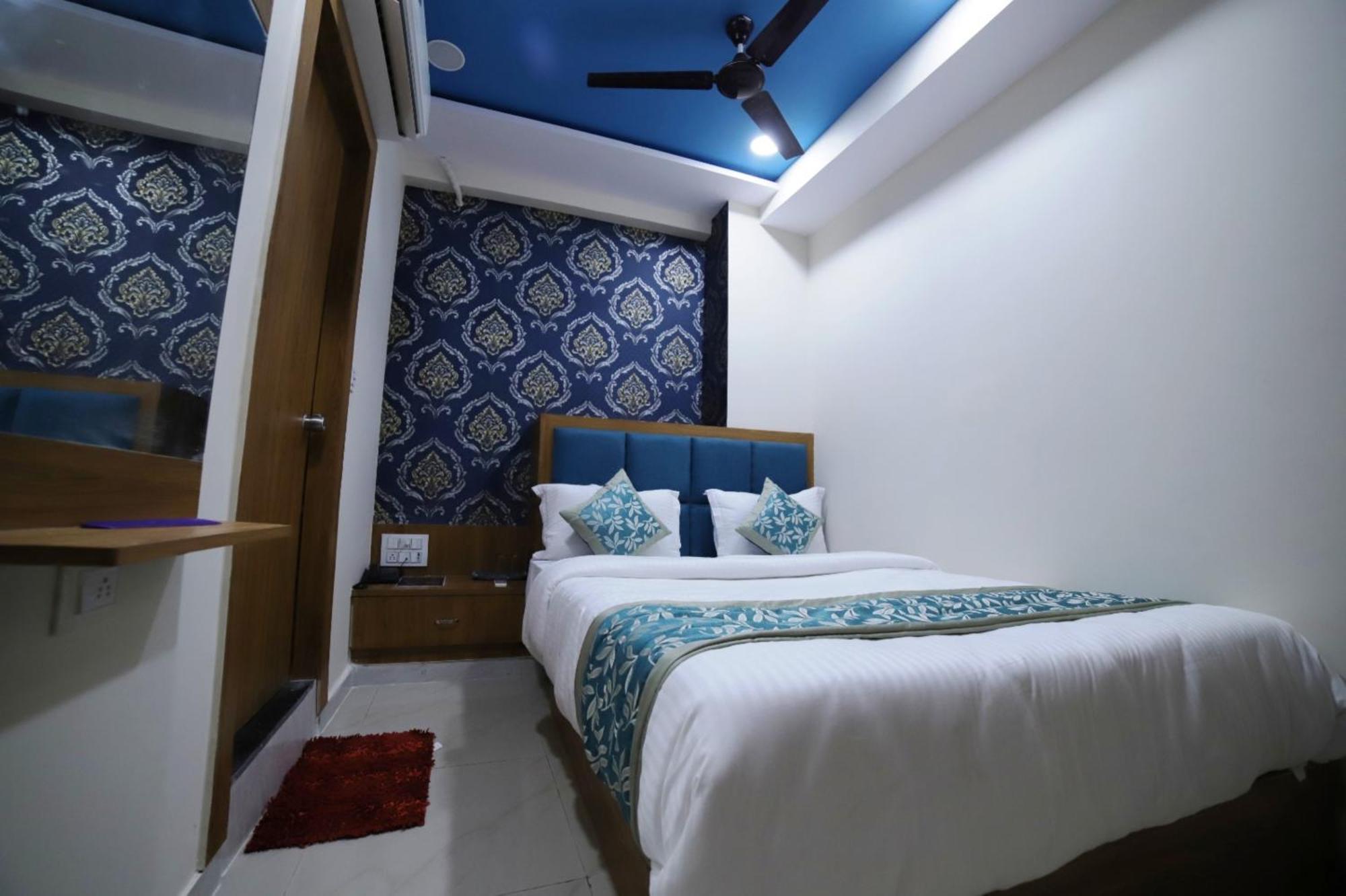 Hotel Surya Villa Ahmedabad Luaran gambar